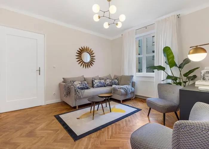 Lam Modern Art Apartment - Ac - Free Parking